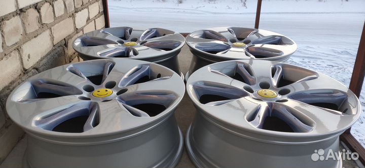 R18/5*114,3 в эксклюзивном окрасе, как новые