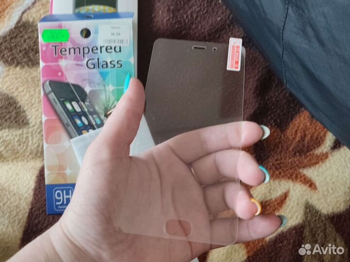 Защитное стекло