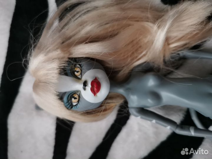 Кукла монстер хай