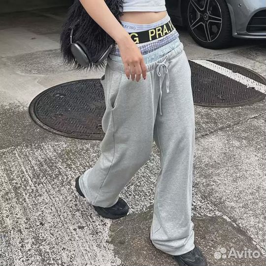 Широкие штаны с трусами как у реперов