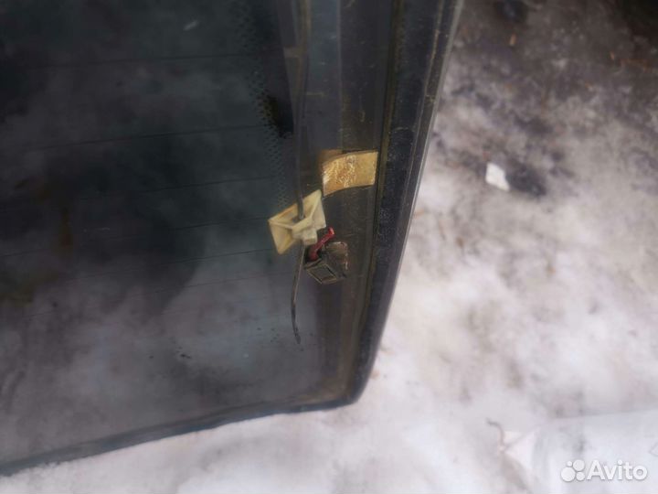 Заднее стекло Daewoo Nubira 2 седан