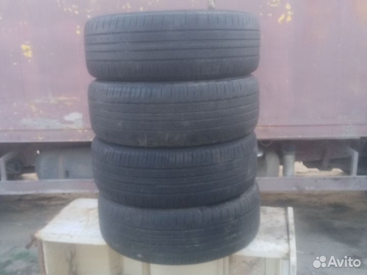 Falken Ziex ZE001 A/S 225/55 R18 28H