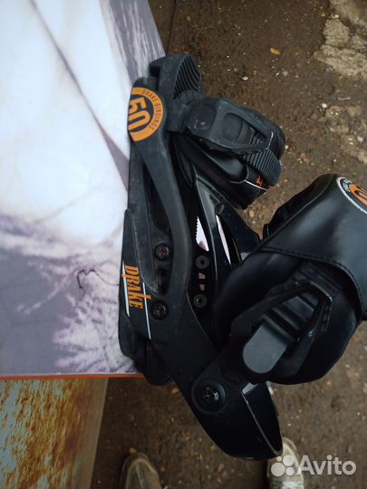 Сноуборд с креплениями