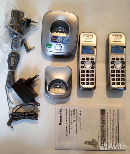 Телефон Panasonic KX-TG2512RU, две трубки