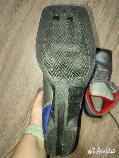 Лыжные ботинки детские