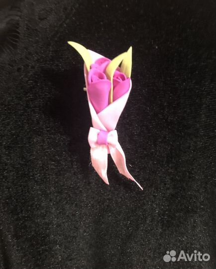 Брошь- букетик Тюльпанов