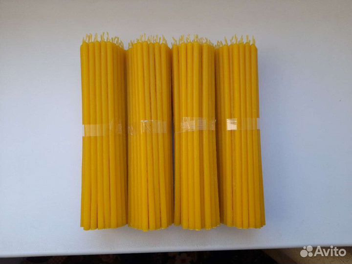 Восковые цветные свечи