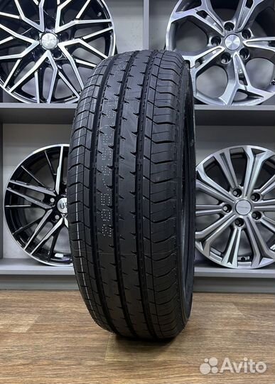 Triangle Connex Van TV701 225/70 R15C