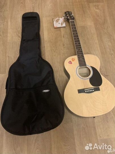 Акустическая гитара