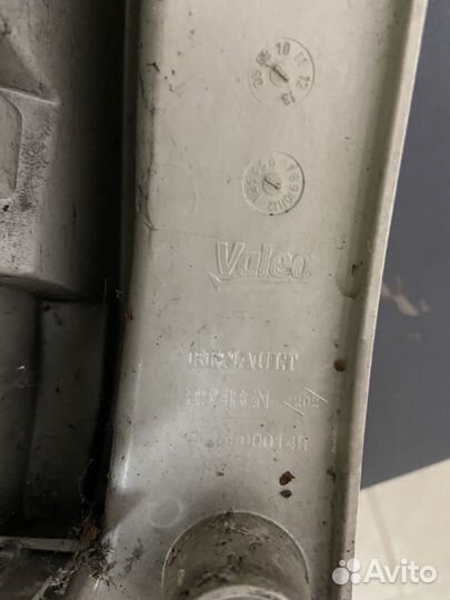 Renault Grand Scenic 3 2009-2012 фонарь задний