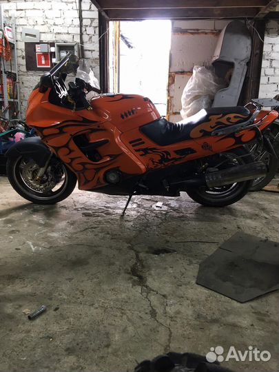Honda cbr1000f