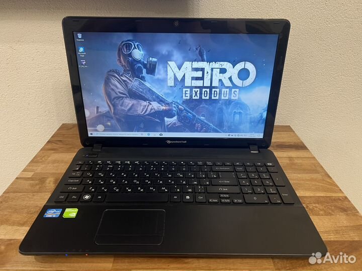 Игровой Acer 4 ядра Core i3 6Gb SSD256+HDD GT 520M