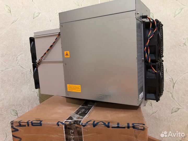 Asic майнер Bitmain Antminer E9 Pro 3580 MH/s