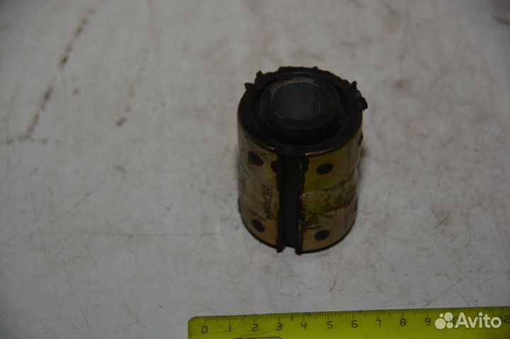 Сайлент-блок рессоры УАЗ-3163;-3962(3лист)