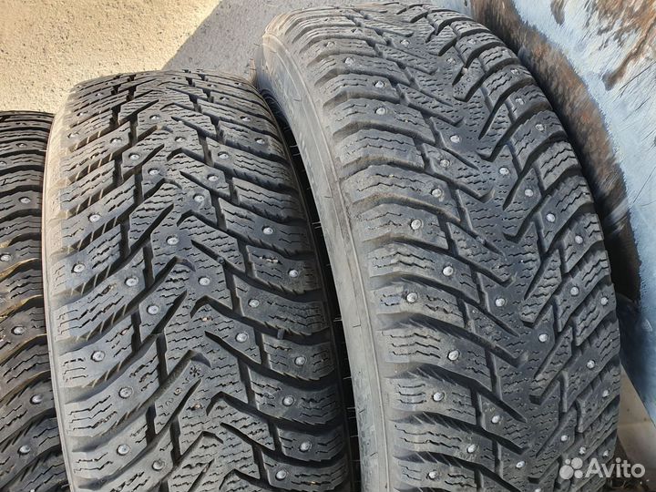 Nokian Tyres Hakkapeliitta 8 195/65 R15