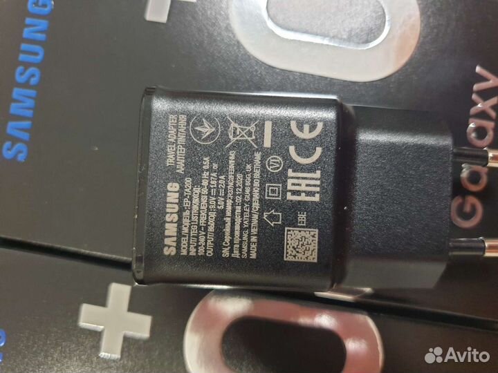 Зарядное устройство Samsung с функцие