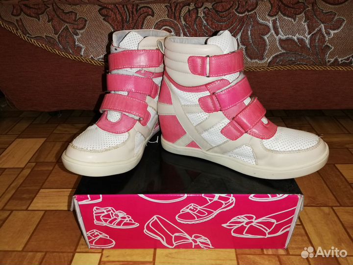 Ботинки для девочки