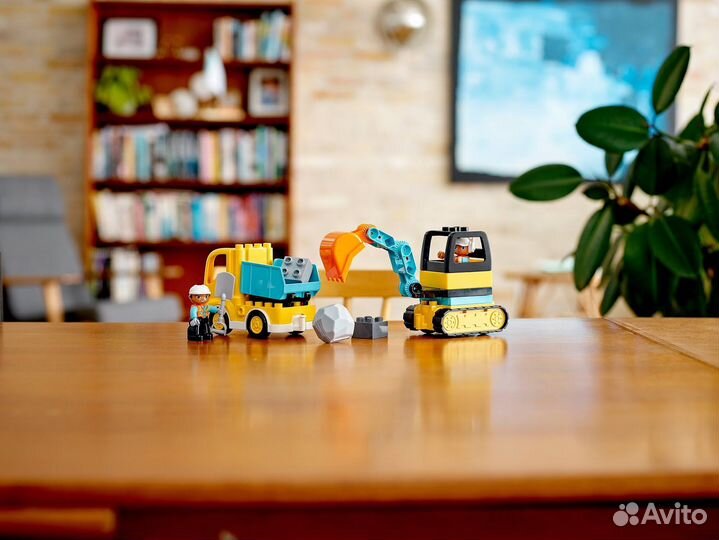 Lego duplo 10931 Грузовик и гусеничный