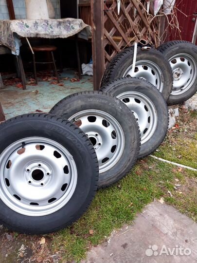 Hankook Winter I'Pike 215/65 R16 102T