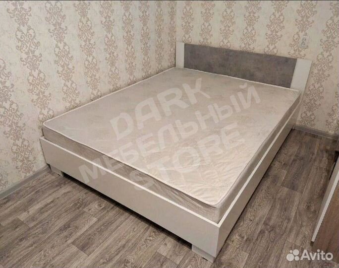 Кровать двуспальная