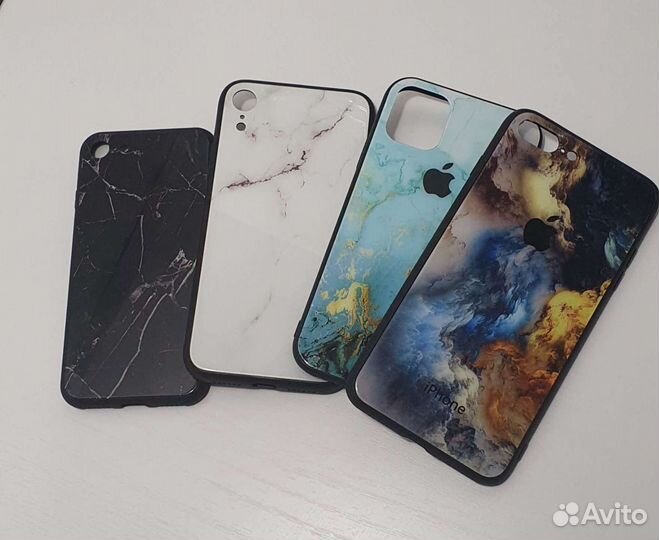 Чехол со стеклянной задней стенкой на iPhone