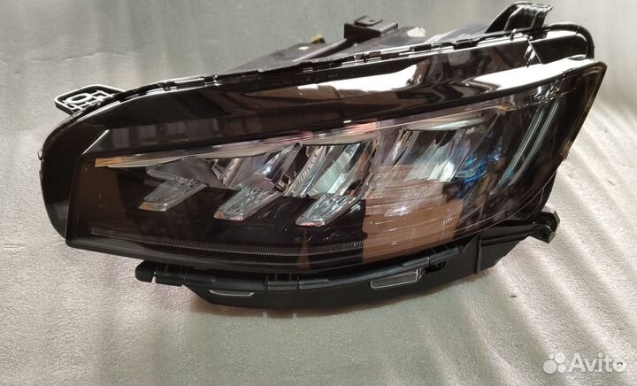 Фара Новая левая правая Geely Atlas PRO