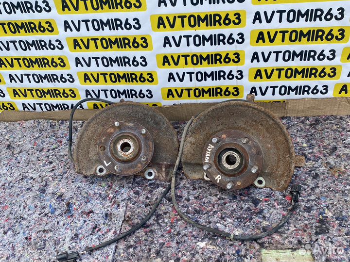 Mitsubishi outlander 1 4G69 передние кулаки