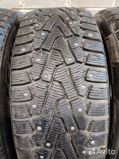 Pirelli Ice Zero 235/55 R17 103T