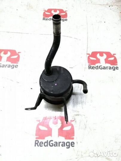 Бачок гидроусилителя руля Toyota Land Cruiser