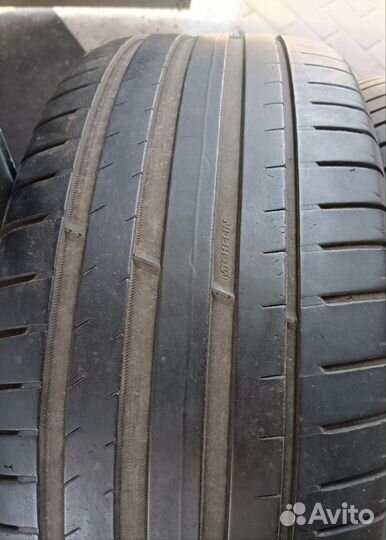 Michelin Pilot Sport 4 SUV 235/50 R19 99V