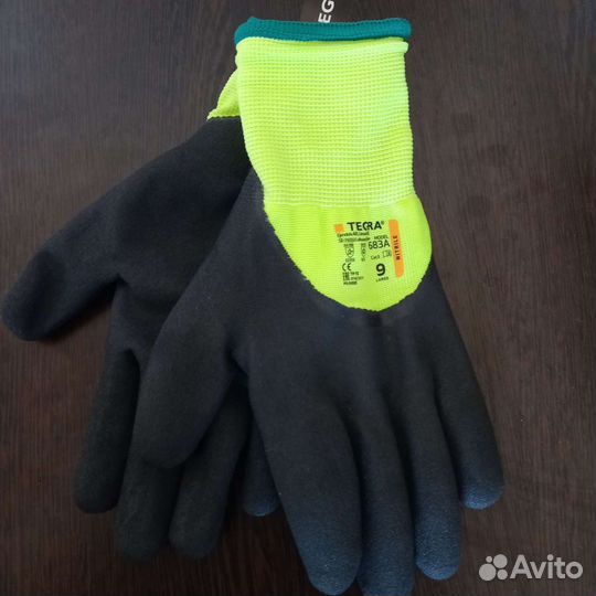 Перчатки нитриловые