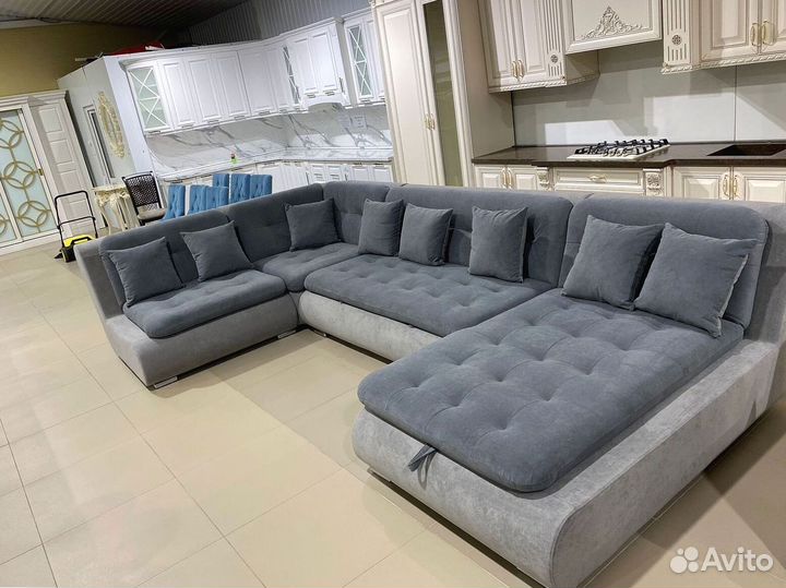 Большой п образный диван