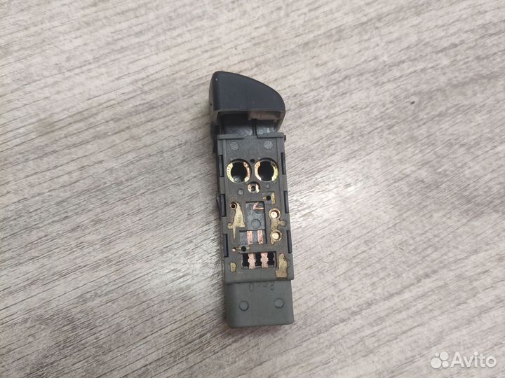 Кнопка обогрева заднего стекла Hyundai Santa Fe 1