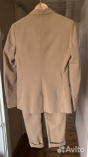 Брючный костюм женский bershka