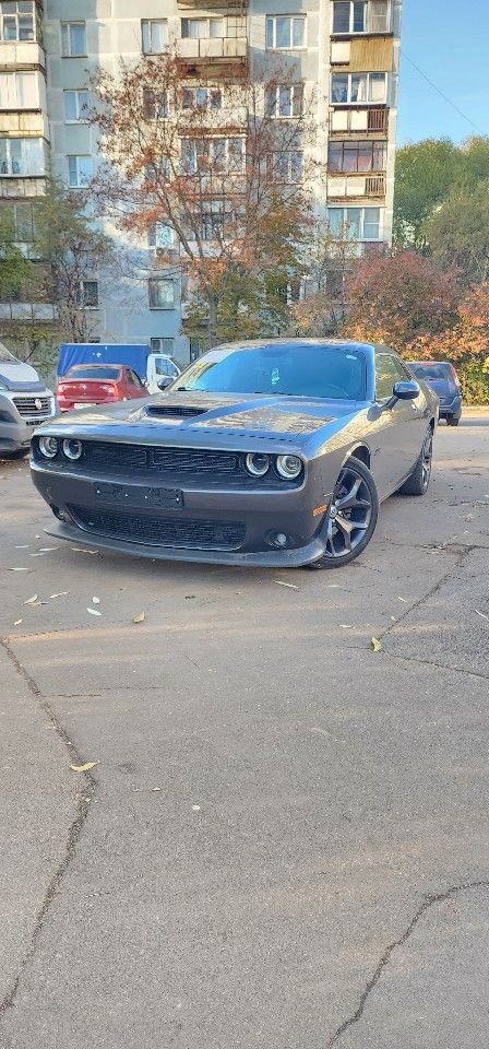 Dodge Challenger: фото владельца