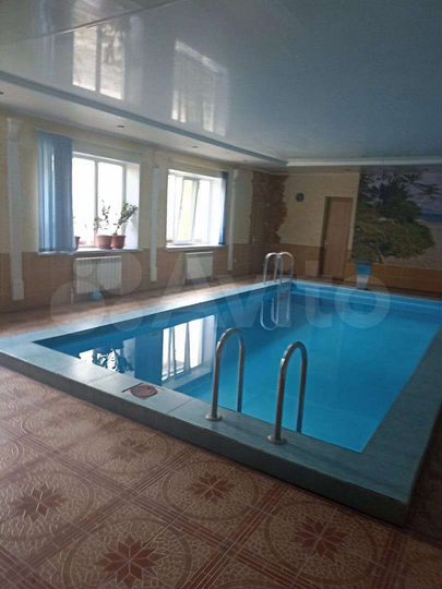 Дом 389 м² на участке 20 сот.