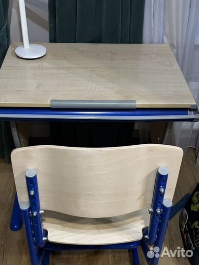 Растущая парта и стул деми
