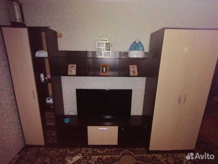 Стенка в гостиную бу