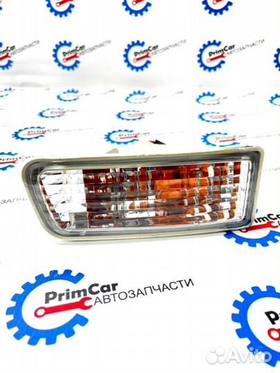 Повторитель левый Toyota Hilux Surf KDN185