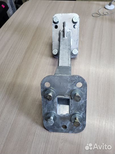 Кронштейн запаски цинк