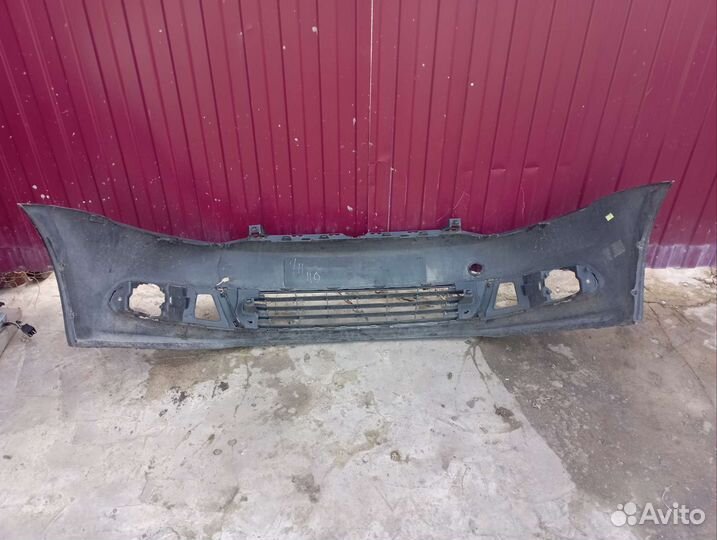 Бампер передний Volkswagen Polo