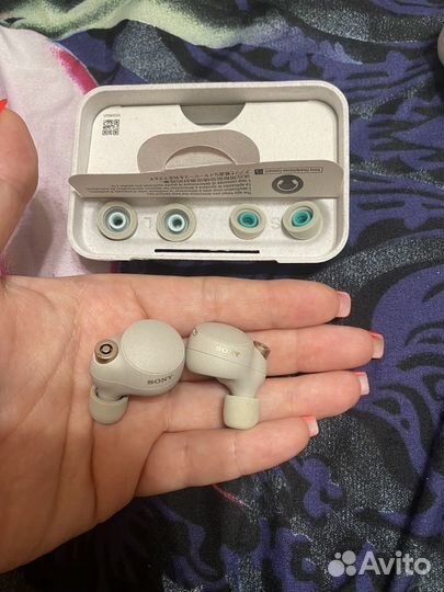 Бeспроводные наушники sony WF-1000XM4