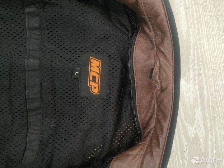 Мотокуртка кожаная мужская