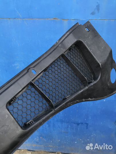 Жабо Ford Focus 3