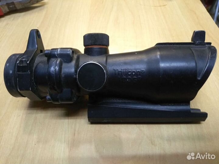 Прицел. Не рабочий Trijicon acog 4x32JN8*12