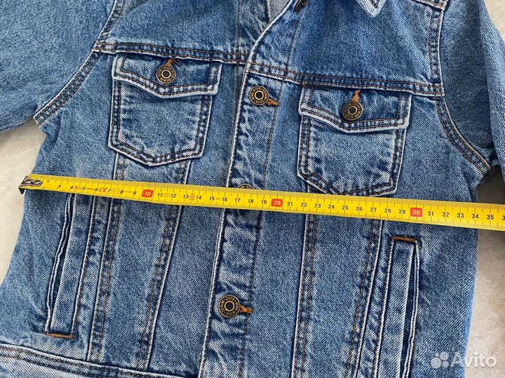 Куртка джинсовая