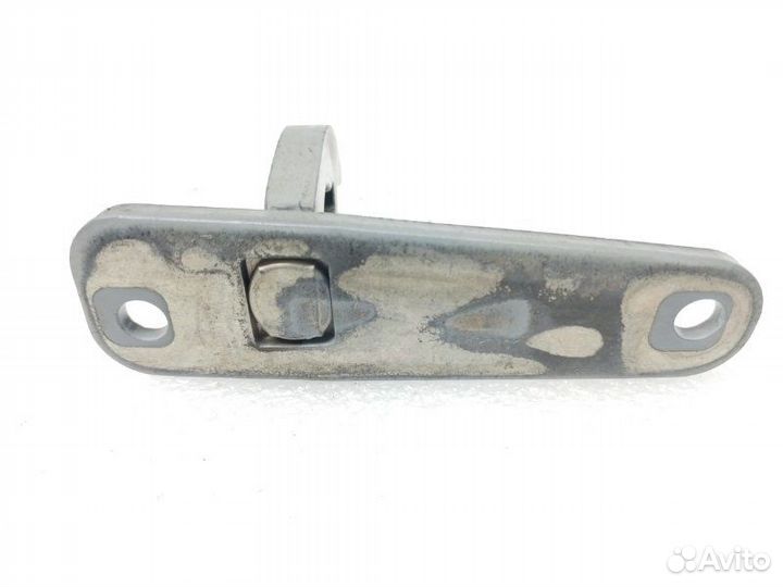 Петля двери задняя правая Mercedes-Benz C-Class