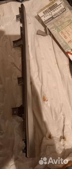 Молдинг двери передней правой infiniti m 04-10