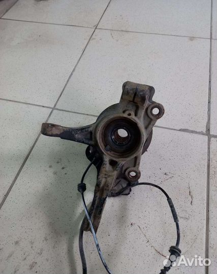 Кулак передний правый Kia Picanto 3 JA