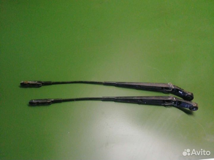 Поводок стеклоочистителя opel zafira b